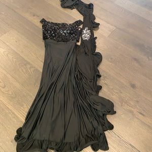 Indian ready to wear saree/ dress.